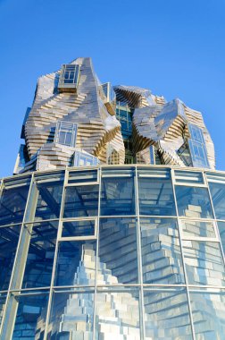 Luma Kulesi, Frank Gehry, Arles, Fransa.