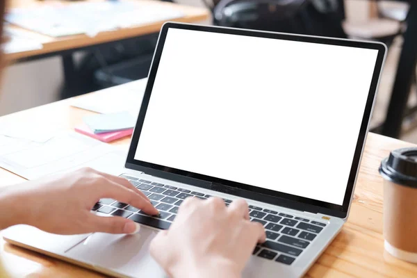 Cropping Hands Using Computer Laptop Blank Screen Computer Laptop Graphic — Stock Photo, Image