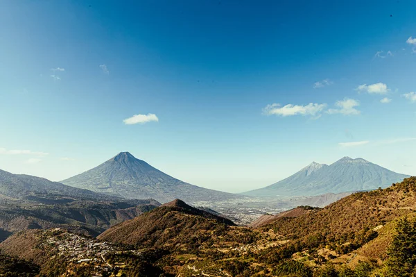 Vue Sur Vallée Avec Les Volcans Arrière Plan — Photo