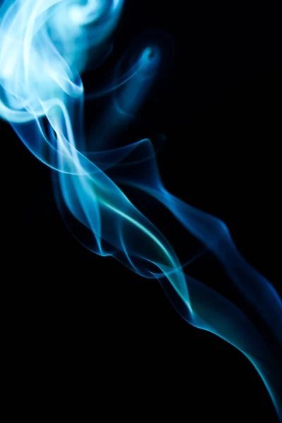 Sigara Dumanından Güzel Mavi Nefesler — Stok fotoğraf