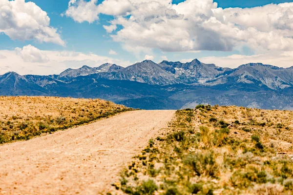 Route Vers Les Montagnes Rocheuses — Photo