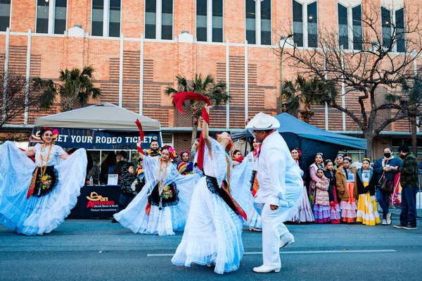 Folklorico Dancers Downtown San Antonio Rodeo Celebration — Stock Photo, Image