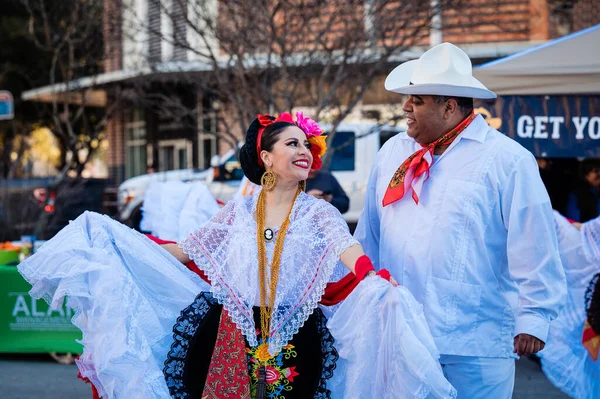 Folklorico Dancers Entertaining Streets San Antonio — Stock Photo, Image