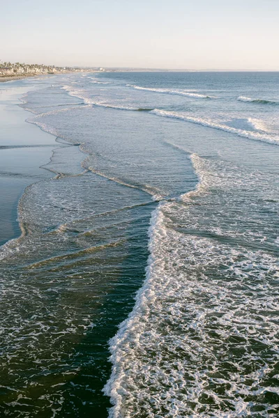 南加州的海滩波浪 — 图库照片