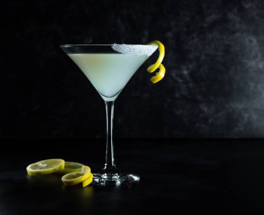 Limonlu limonlu martini.