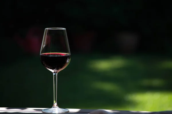 Glass Red Wine Isolated — Stock Photo, Image