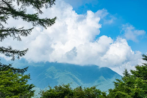 Cumulonimbus Partir Montagne Milieu Été — Photo