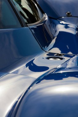 Ayrıntıları gösteren soyut resim mavi bir spor yara izi oluşturur