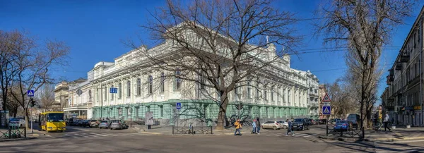 2022年2月21日 乌克兰敖德萨 在一个阳光明媚的冬日 敖德萨乌克兰学术音乐剧剧院以乌克兰V Vasilko的名字命名 — 图库照片