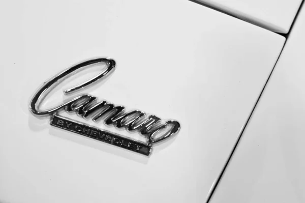 Detail Chevrolet Camaro Badge — Stock Photo, Image