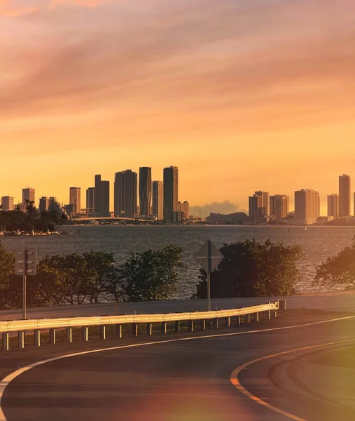 Miami Zonsondergang Florida Skyline Weg — Stockfoto