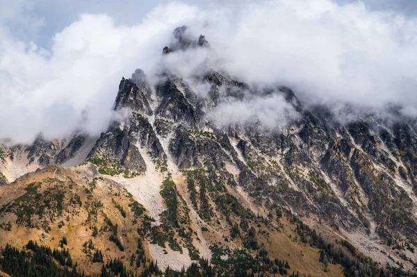 Vue Panoramique Mont Stuart Dans Nature Sauvage Des Lacs Alpins — Photo