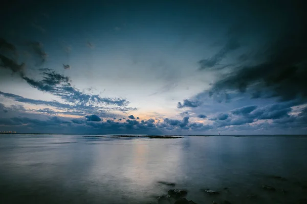 Paysage Océanique Bleu Juste Après Coucher Soleil Sur Une Île — Photo