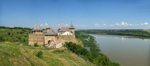 Khotyn Ucrânia 2021 Fortaleza Khotyn Região Chernivtsi Ucrânia Dia Ensolarado — Fotografia de Stock