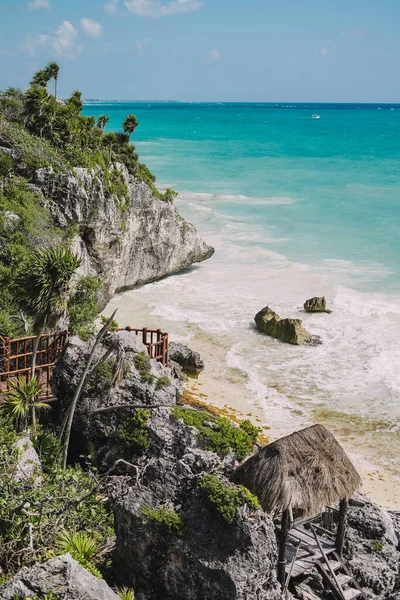 Paisaje Una Playa Caribeña Con Olas Espuma — Foto de Stock