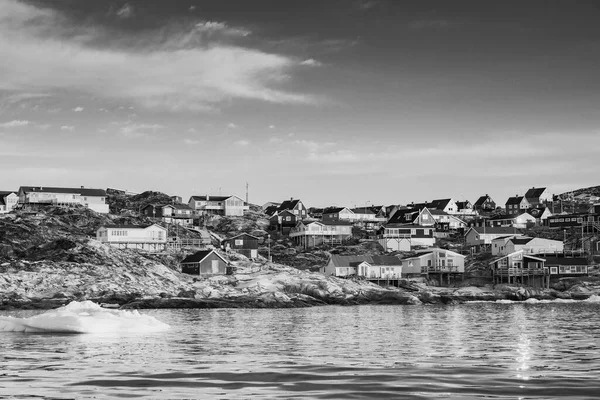 Гострий Арх Місто Оточенні Великих Айсбергів — стокове фото