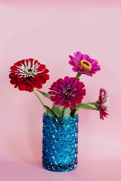 Pink Red Flowers Blue Vase Pink Background — Stock Photo, Image