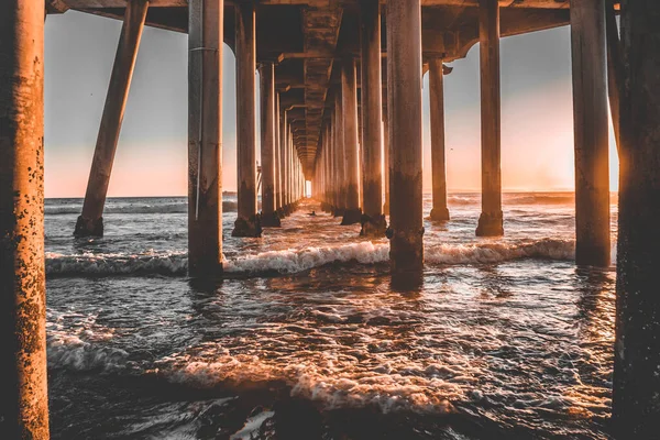 Sob Cais Huntington Beach Califórnia Pôr Sol — Fotografia de Stock