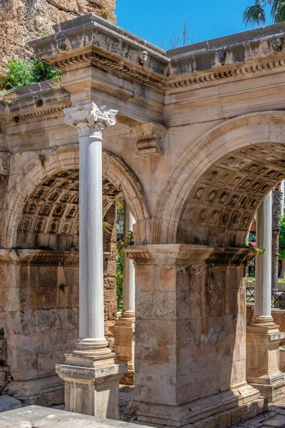 Antalya Turquia 2021 Porta Adriano Cidade Velha Antalya Turquia Dia — Fotografia de Stock