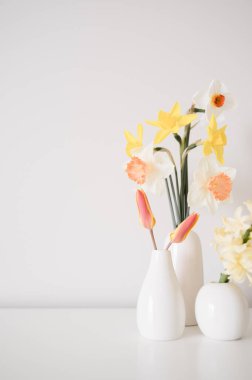 Çiçekleri tomurcuk vazolarıyla kopyalama alanıyla karıştırdım.