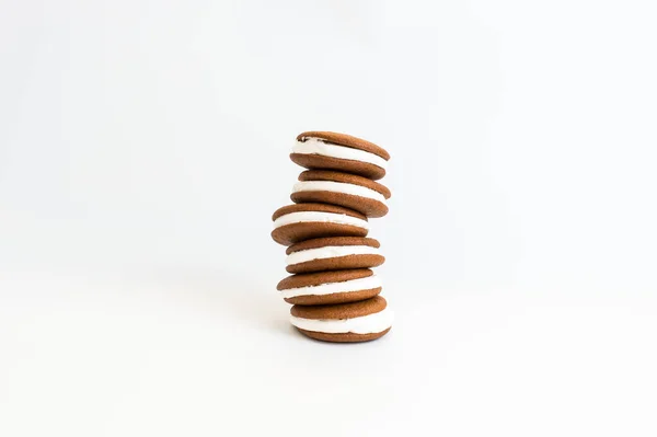 Wobbly Stack Gingerbread Whoopie Pies White Seamless — Stock Photo, Image
