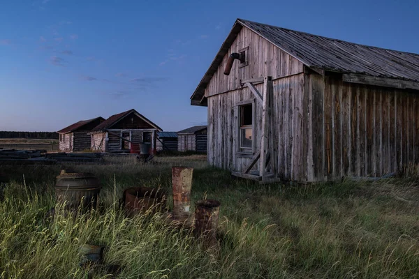 Old Log Cabins Dot Countryside South Dakota Illuminated Lightpainting Dusk — Fotografia de Stock