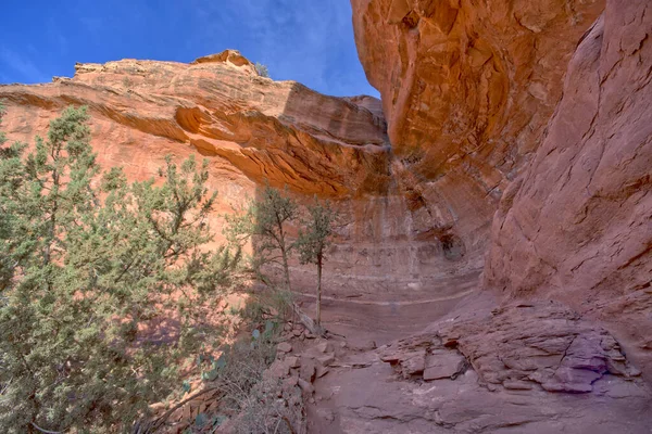 Vista Exterior Cueva Del Nacimiento Lado Montaña Mescal Sedona Arizona —  Fotos de Stock