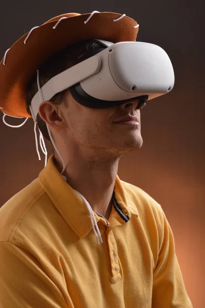 Cowboy Wannabe Oculus Headset — Stock Photo, Image