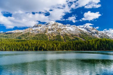 Kristal mavi St Moritz Gölü, Sankt Moritz, Maloja Grisons İsviçre