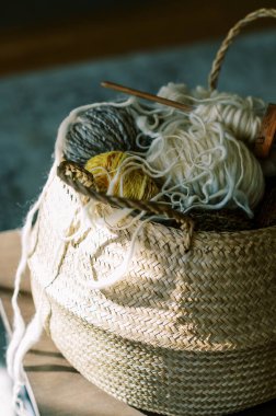 Bir sepet yün ve bir damla Milli