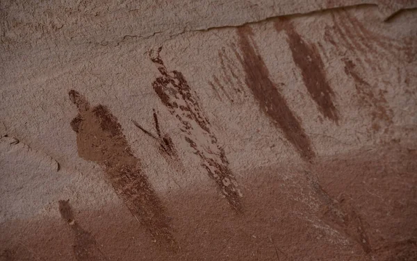 Несколько Древних Петроглифов Оставленных Песчаной Стене — стоковое фото