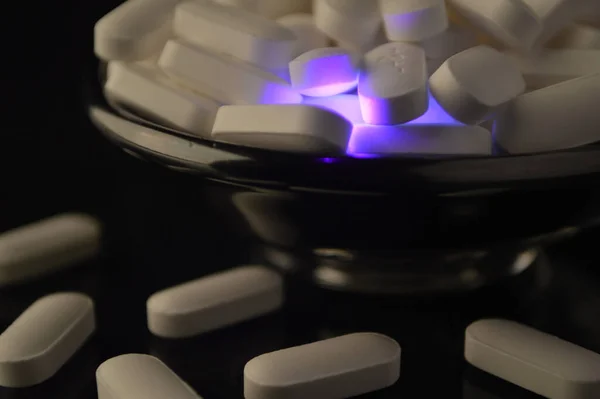 Píldoras Acetaminofeno Iluminadas Desde Interior — Foto de Stock
