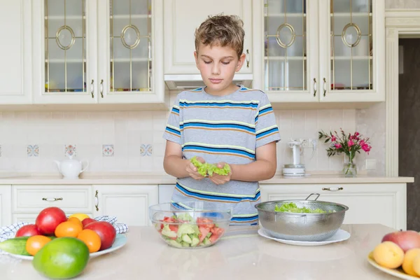 Boy Cooks Himself Salad Fresh Vegetables — Stock Photo, Image