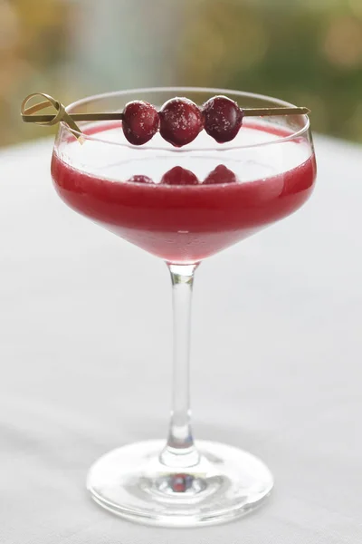 Close Fall Cranberry Cocktail Out Focus Background — Stock Photo, Image