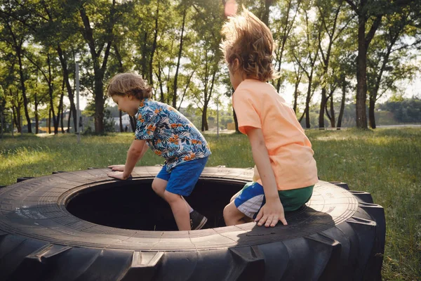 Kinder Spielen Freien Sport Sommer — Stockfoto