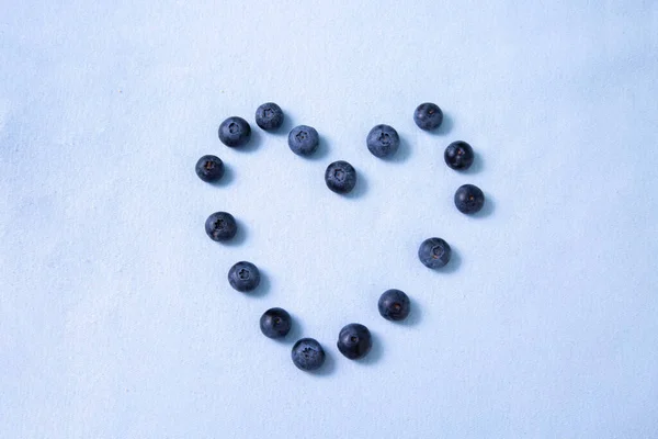 Blueberry Heart Purple Background — Stock Photo, Image