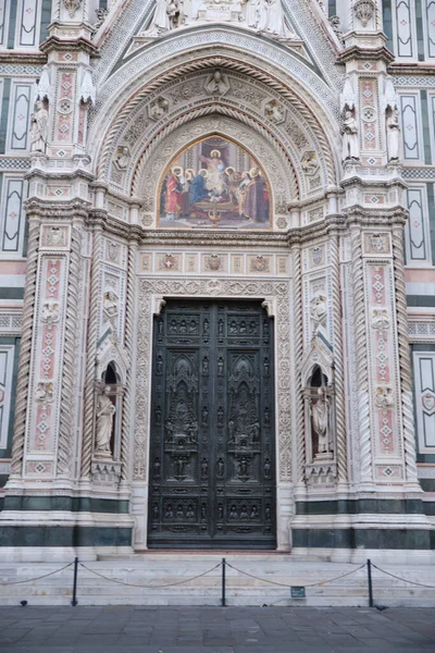 Alternative View Piazza Duomo Firenze Cattedrale Santa Maria Del Fiore —  Fotos de Stock