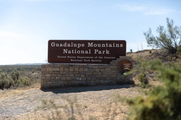 Guadalupe Mountains National Park Entrance Sign — Stock Photo, Image