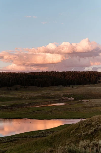 Hayden Valley Sunset Yellowstone National Park — Fotografia de Stock