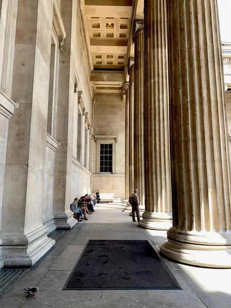 Visitors British Museum Pillars — Fotografia de Stock