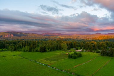 Cascade mountains of Washington State in August