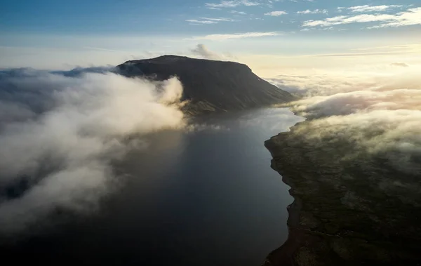 Sea Mountains Sunrise — Stockfoto