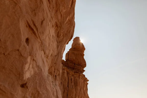 Światło Słoneczne Przez Skały Parku Stanowym Goblin Valley Utah — Zdjęcie stockowe