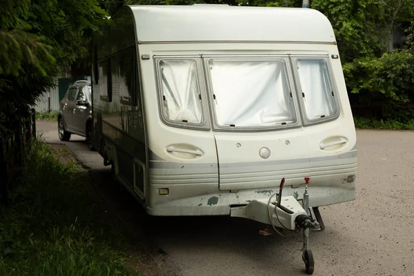 Caravane Dans Parking Remorque Pour Voiture Voiture Voyage — Photo