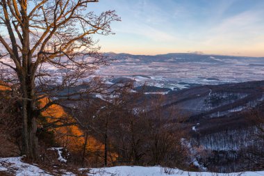 Slovakya 'daki Ziar dağları ve Turiec havzası.