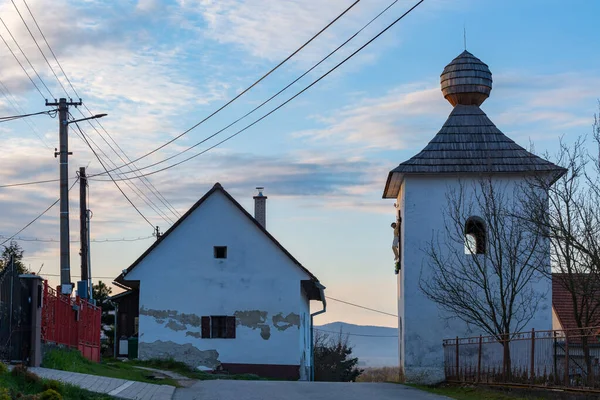 Clocher Historique Dans Village Ondrasova Slovaquie — Photo
