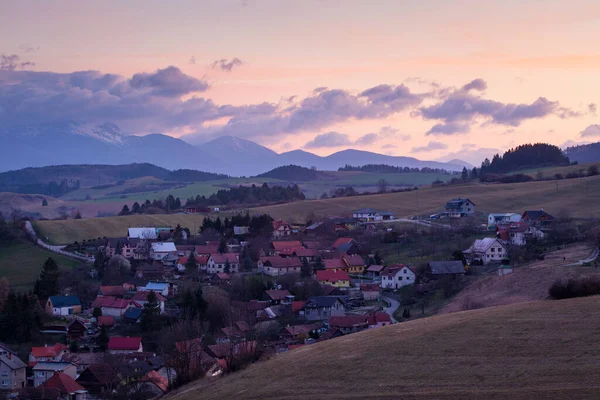 Villaggio Turcianske Jaseno Mala Fatra Montagne Slovacchia — Foto Stock