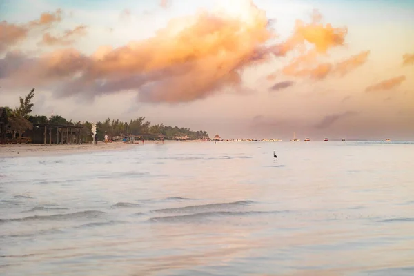Восход Солнца Тропическом Острове Мексике Облаками Небе — стоковое фото