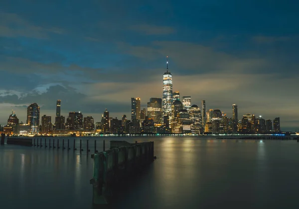 Stad Skyline Manhattan Himmel Moln Ljus Vatten Flod New York — Stockfoto