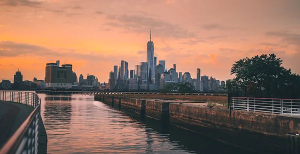 Stad Skyline Bij Zonsondergang Prachtige Scène New York City Park — Stockfoto